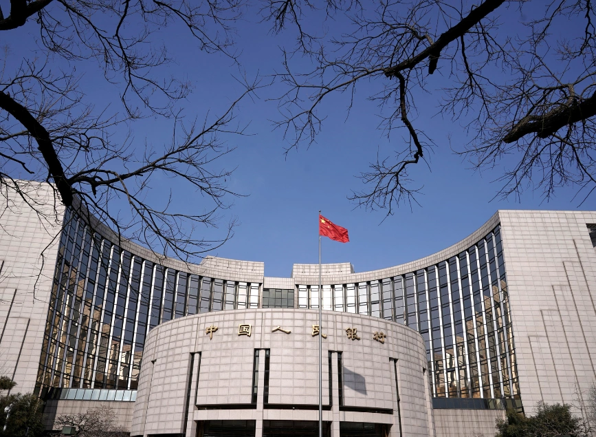 China’s Central Bank Holds Interest Rates Steady