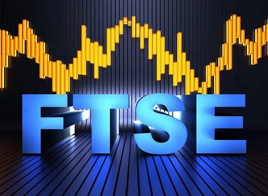 FTSE 100 Halts Growth Streak After 16 Consecutive Sessions