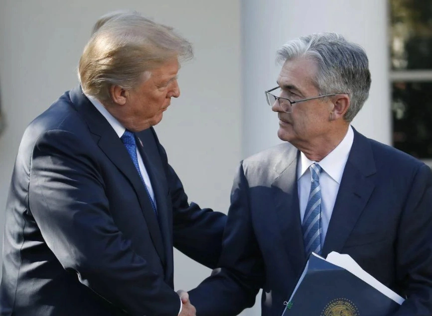 Bitcoin rises as Trump backs off firing Fed Chair Powell