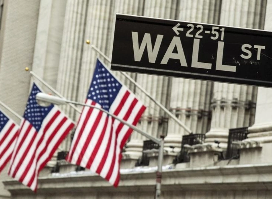 U.S. Stock Futures Slide Amid Trump’s Tariff Uncertainty; Tesla Tumbles Too!