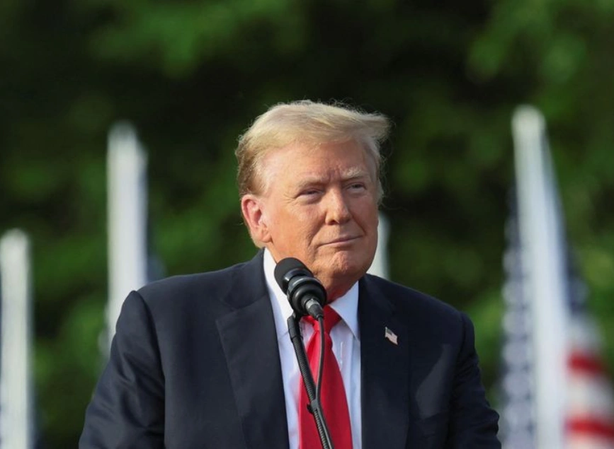 Trump Plans Major Tariff Hike on Pharmaceutical Imports, Semiconductor Tariffs Coming Soon