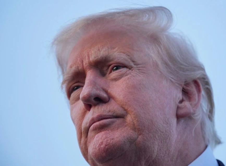 Trump Imposes 25% Tariff on Indian Imports Over Russian Oil Ties
