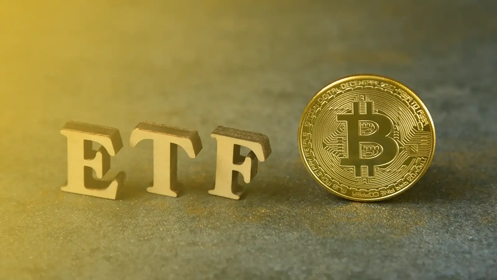 U.S. Spot Bitcoin ETFs See Largest Daily Outflows Since January