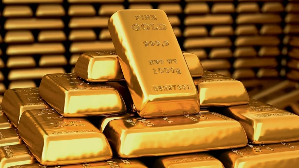 Gold Extends Rally Ahead of First Fed Decision Under Warsh