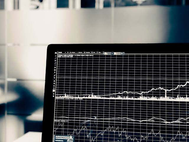 Which Brokers Are More Likely to Issue Requotes?